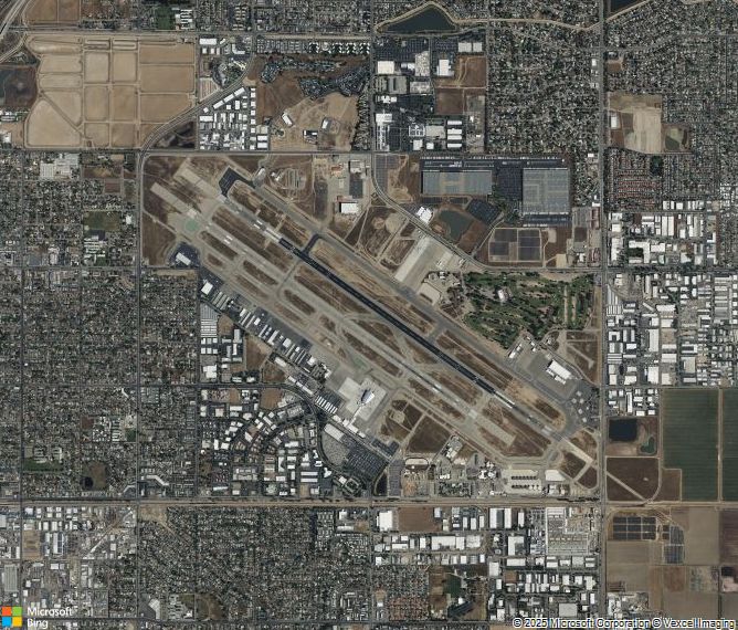 Взлётно-посадочная полоса Fresno Yosemite International Airport