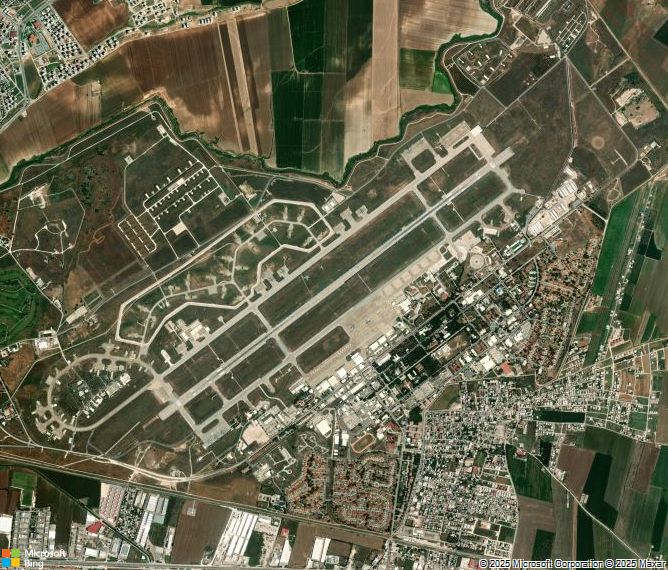 Взлётно-посадочная полоса Adana Incirlik Airport