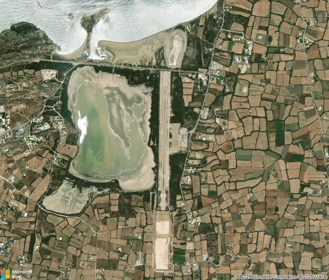 Взлётно-посадочная полоса Naxos Island National Airport