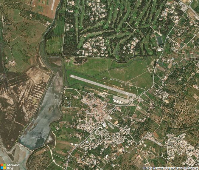Взлётно-посадочная полоса Portimao Airport