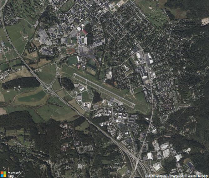 Взлётно-посадочная полоса Blacksburg Virginia Tech Montgomery Executive Airport