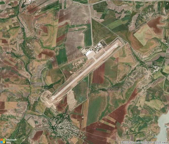 Взлётно-посадочная полоса Adiyaman Airport