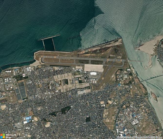 Взлётно-посадочная полоса Niigata Airport
