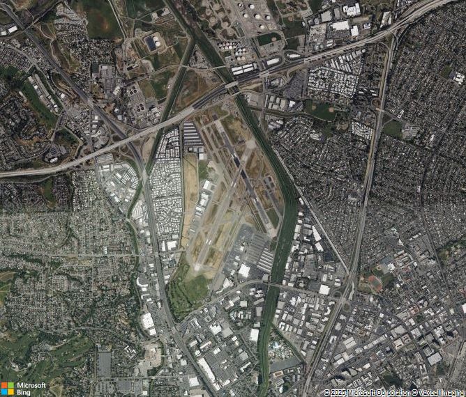 Взлётно-посадочная полоса Concord Buchanan Field Airport