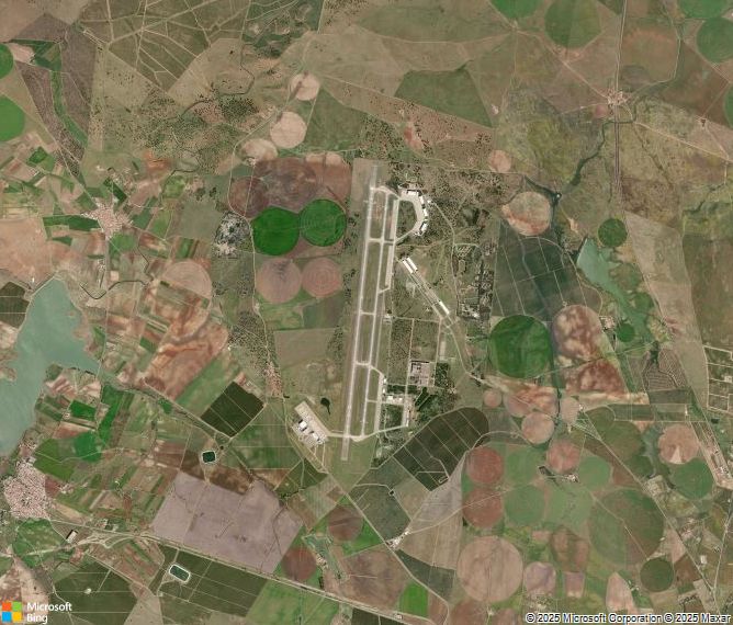 Взлётно-посадочная полоса Beja International Airport