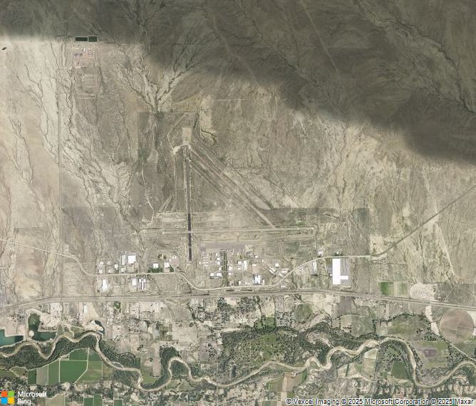 Взлётно-посадочная полоса Pueblo Memorial Airport