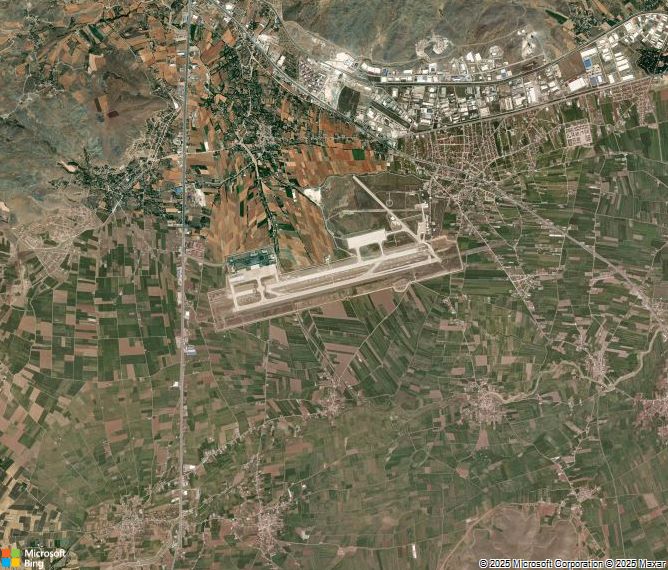 Взлётно-посадочная полоса Elazig Airport