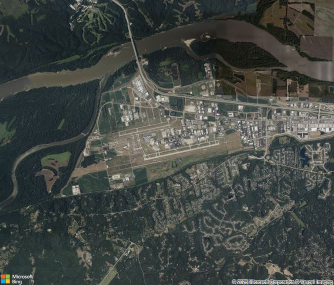 Взлётно-посадочная полоса Spirit of St. Louis Airport