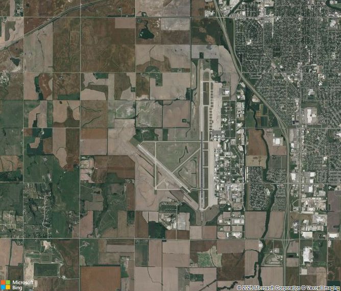 Взлётно-посадочная полоса Salina Regional Airport