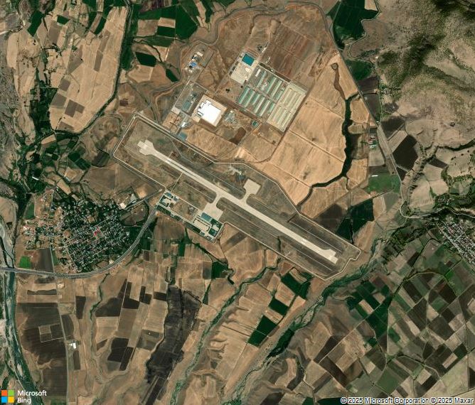 Взлётно-посадочная полоса Bingol Airport