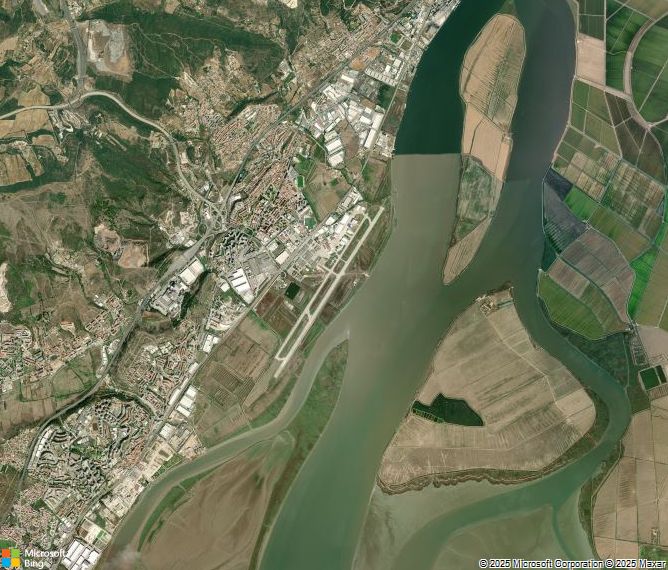 Взлётно-посадочная полоса Alverca Airport