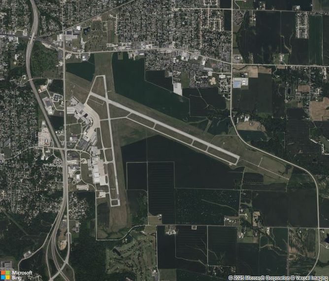 Взлётно-посадочная полоса Alton St. Louis Regional Airport
