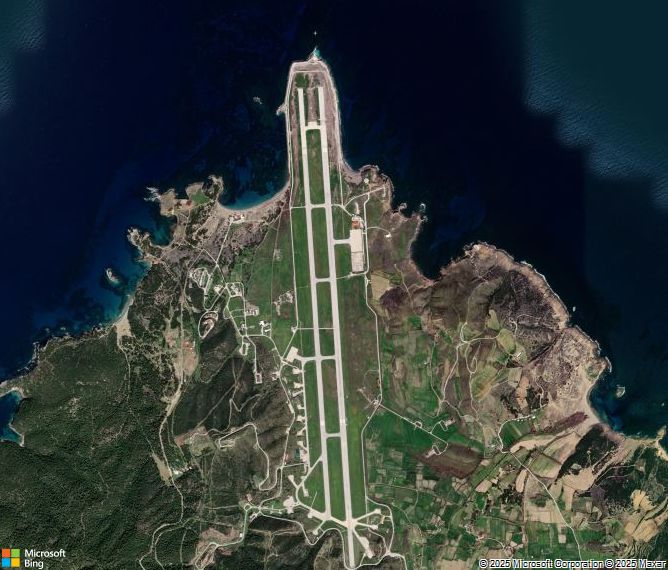 Взлётно-посадочная полоса Skyros Island National Airport