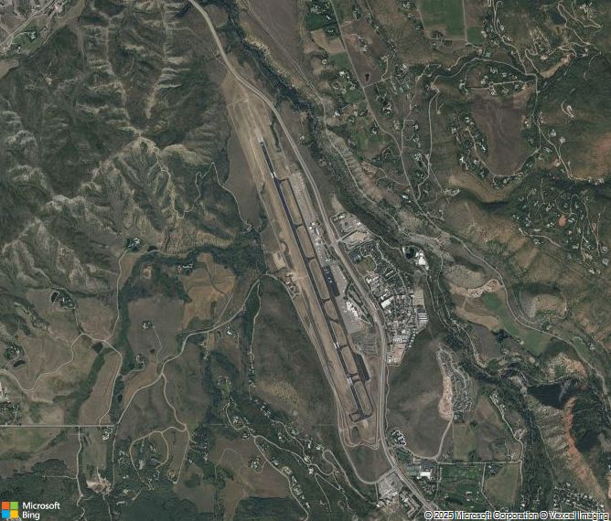 Взлётно-посадочная полоса Aspen Pitkin County Airport