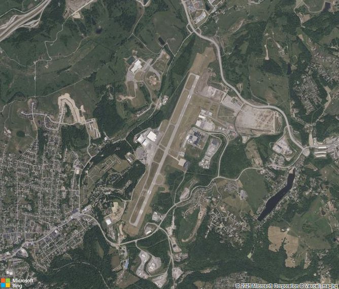Взлётно-посадочная полоса Clarksburg North Central West Virginia Airport