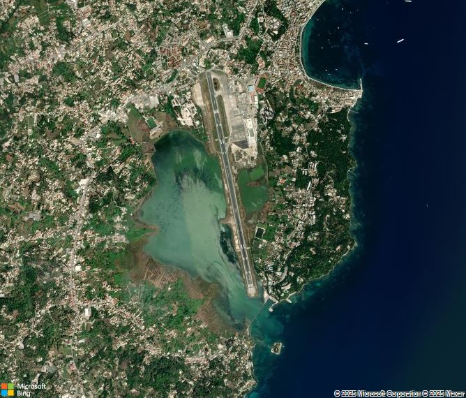 Взлётно-посадочная полоса Corfu International Airport
