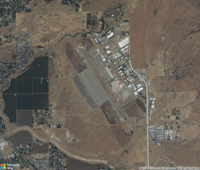 Взлётно-посадочная полоса Chico Regional Airport