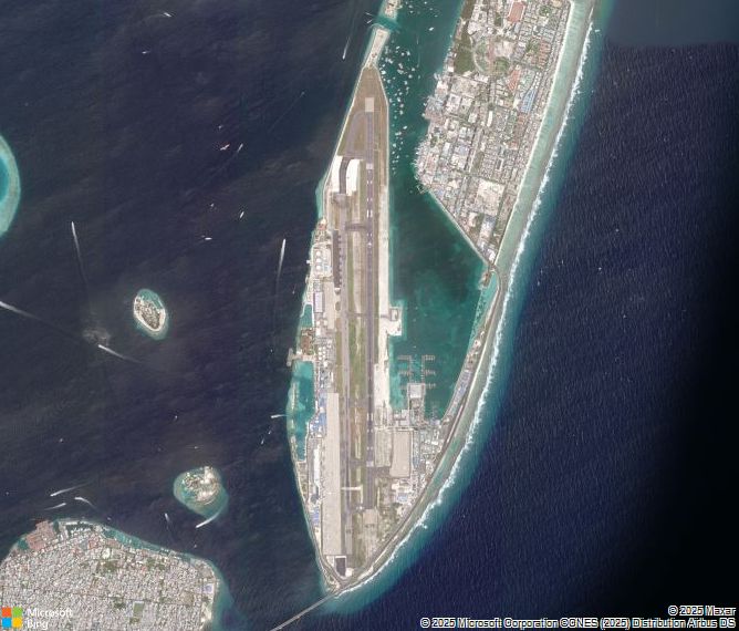 Взлётно-посадочная полоса Male Velana International Airport