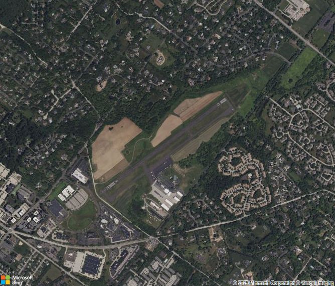 Взлётно-посадочная полоса Philadelphia Wings Field Airport