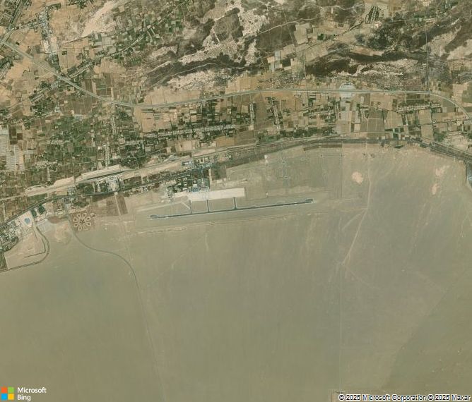 Взлётно-посадочная полоса Dunhuang Airport