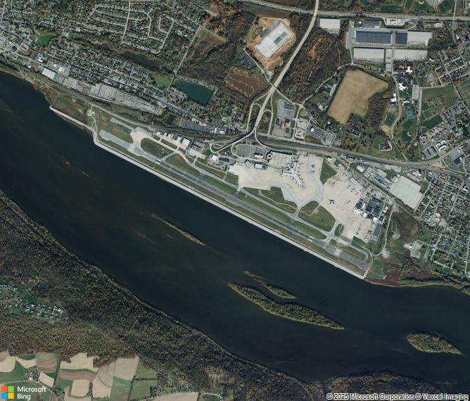 Взлётно-посадочная полоса Harrisburg International Airport