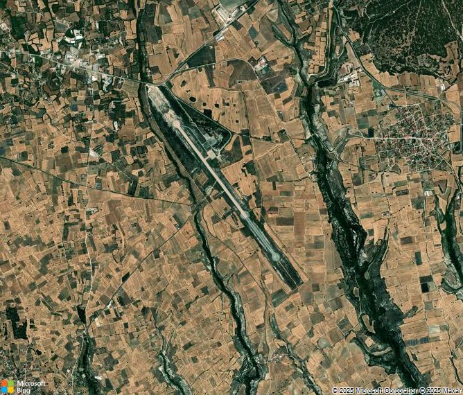 Взлётно-посадочная полоса Kozani National Airport
