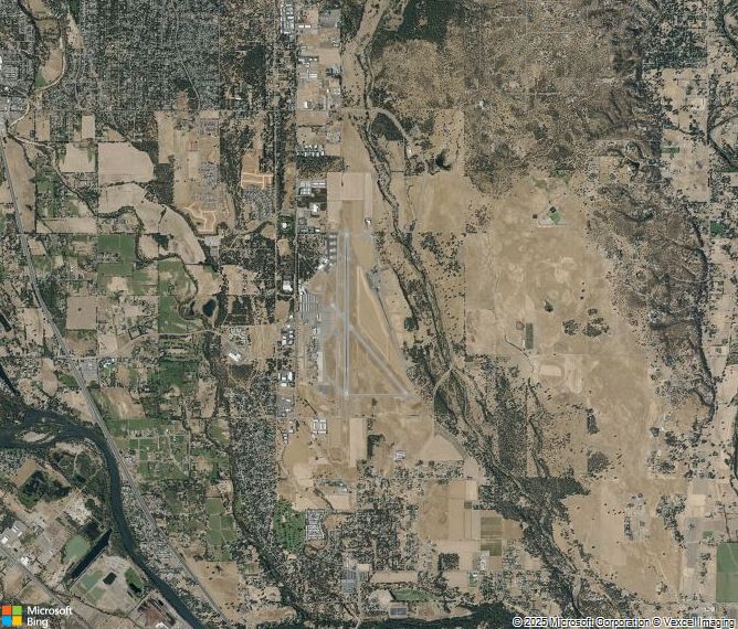Взлётно-посадочная полоса Redding Municipal Airport