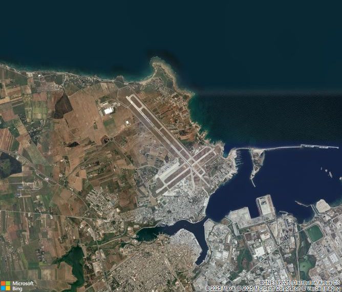 Взлётно-посадочная полоса Brindisi Airport