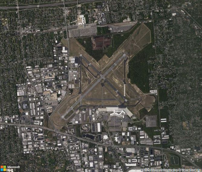 Взлётно-посадочная полоса Islip Long Island MacArthur Airport