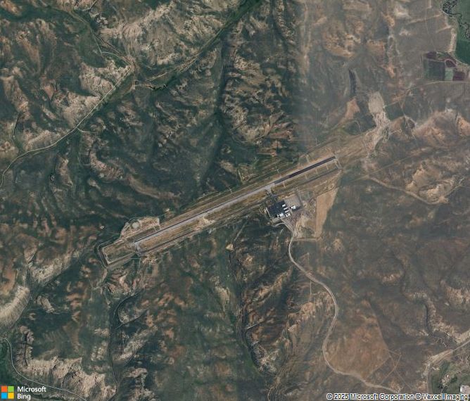 Взлётно-посадочная полоса Evanston Uinta County Airport