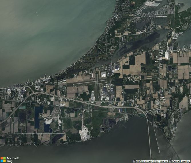Взлётно-посадочная полоса Port Clinton Erie Ottawa International Airport