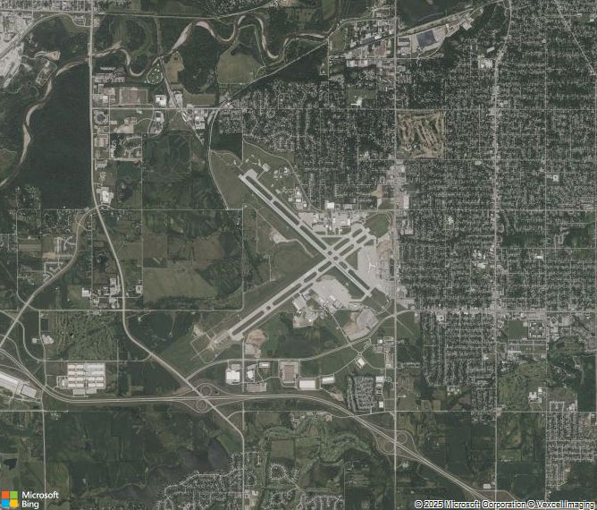 Взлётно-посадочная полоса Des Moines International Airport