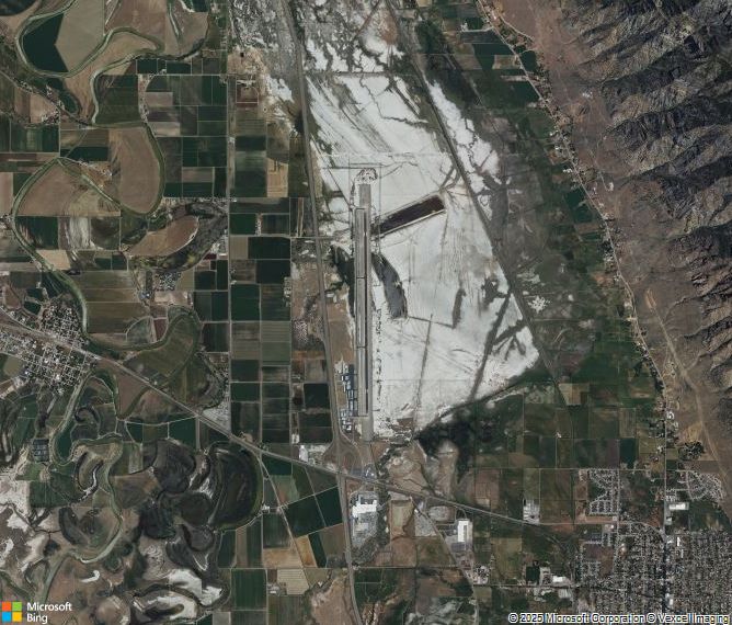 Взлётно-посадочная полоса Brigham City Airport
