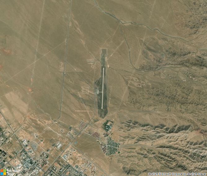 Взлётно-посадочная полоса Sugraly Airport