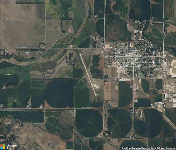 Взлётно-посадочная полоса Cram Field