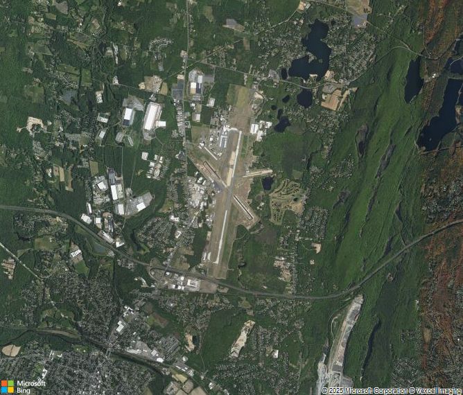 Взлётно-посадочная полоса Westfield Barnes Regional Airport