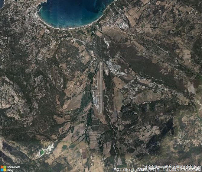 Взлётно-посадочная полоса Calvi Sainte-Catherine Airport