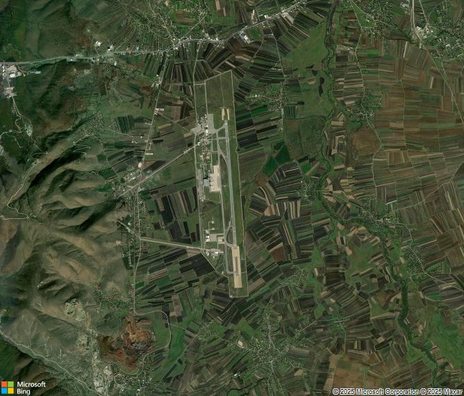 Взлётно-посадочная полоса Pristina Adem Jashari International Airport