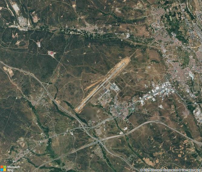 Взлётно-посадочная полоса Leon Airport