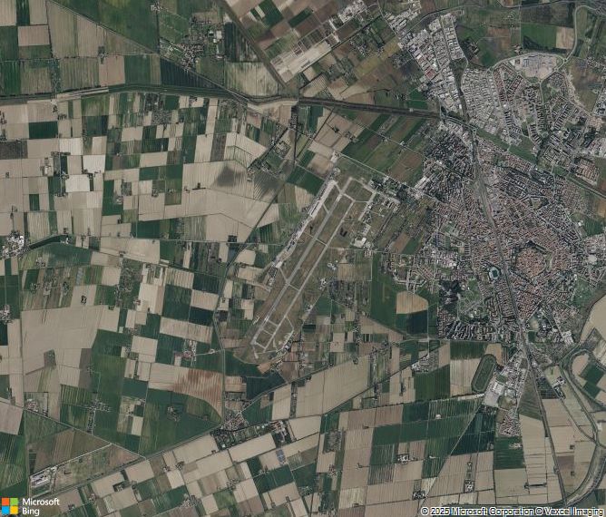 Взлётно-посадочная полоса Grosseto Airport