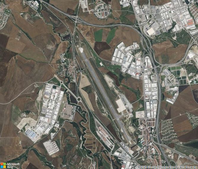 Взлётно-посадочная полоса Pamplona Airport