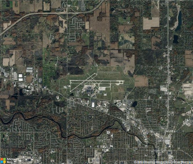 Взлётно-посадочная полоса Lansing Capital Region International Airport