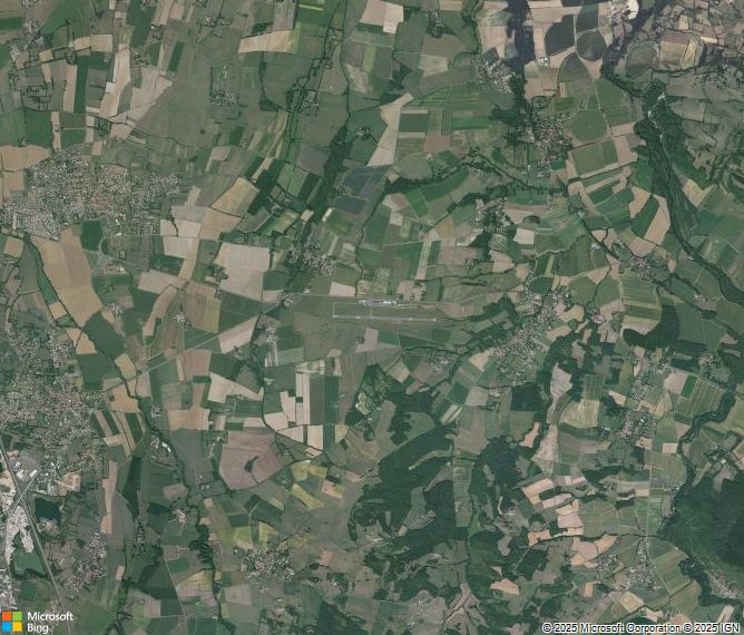 Взлётно-посадочная полоса Pamiers Les Pujols Airport