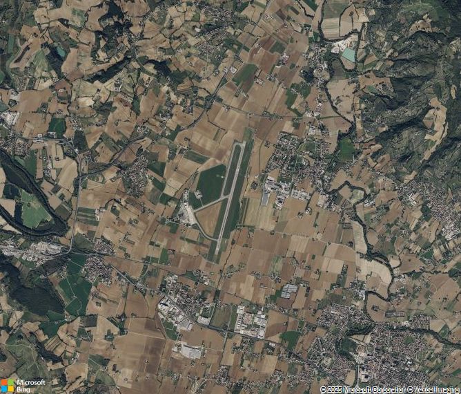 Взлётно-посадочная полоса Perugia Umbria International Airport