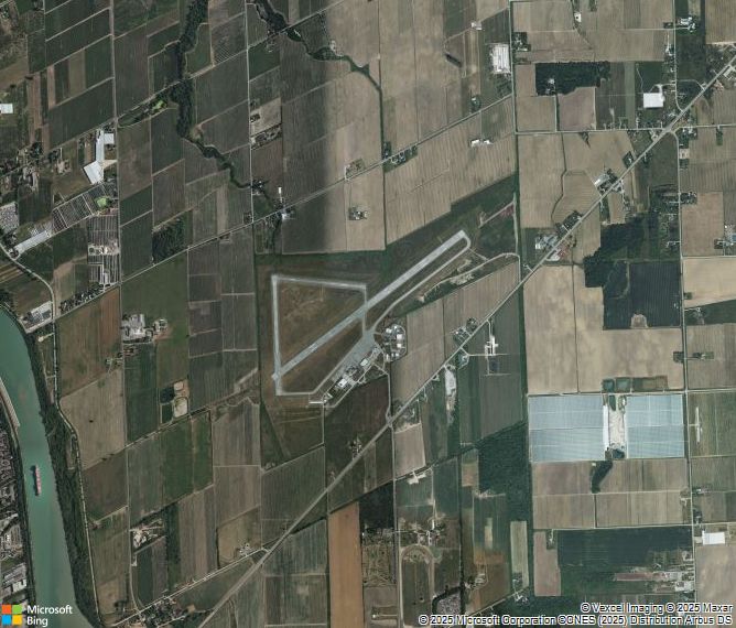 Взлётно-посадочная полоса St. Catharines Niagara District Airport