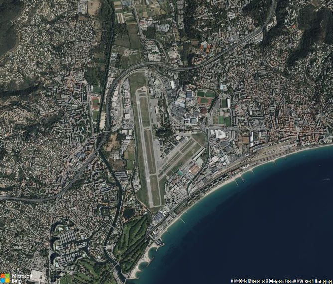 Взлётно-посадочная полоса Cannes Mandelieu Airport