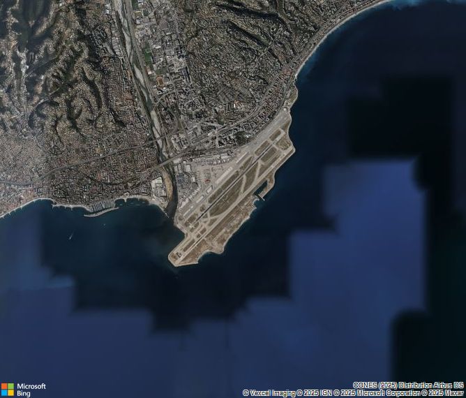 Взлётно-посадочная полоса Nice Cote d'Azur Airport