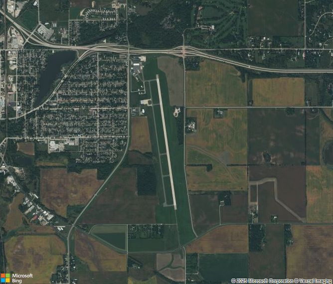 Взлётно-посадочная полоса Austin Municipal Airport