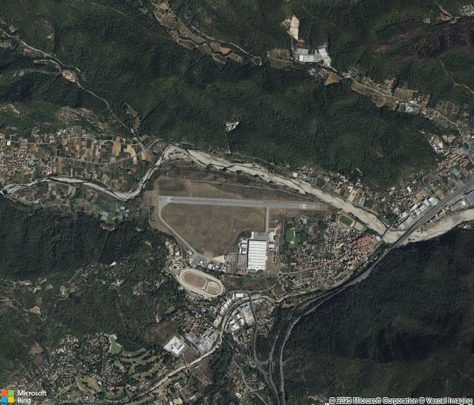 Взлётно-посадочная полоса Albenga Clemente Panero International Airport