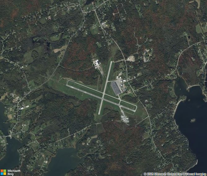 Взлётно-посадочная полоса Rockland Knox County Regional Airport